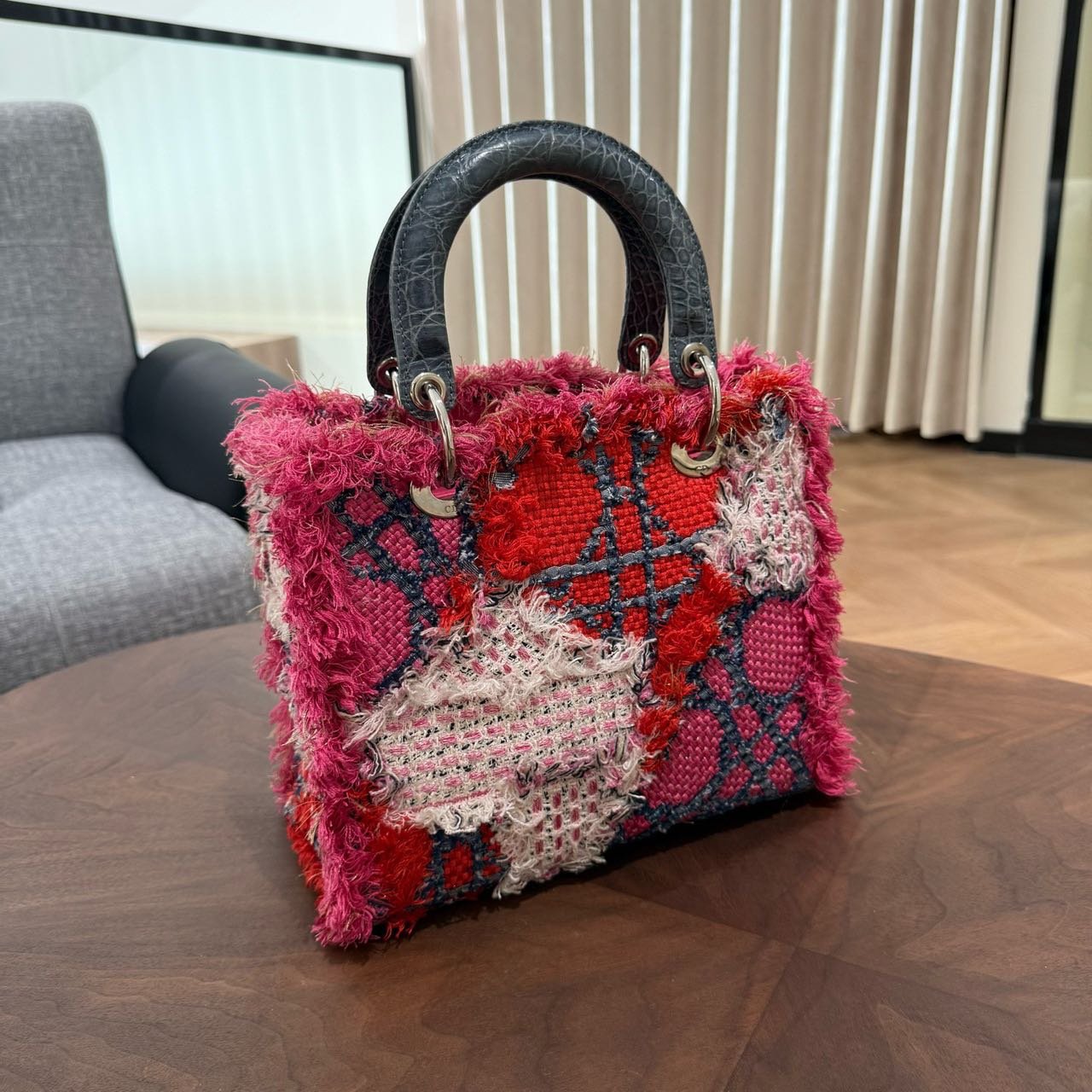 3a117eff2a4fae501db8fbb31021ca29 Dior Lady Dior Limited‑Edition 5‑segment bag - Image 1